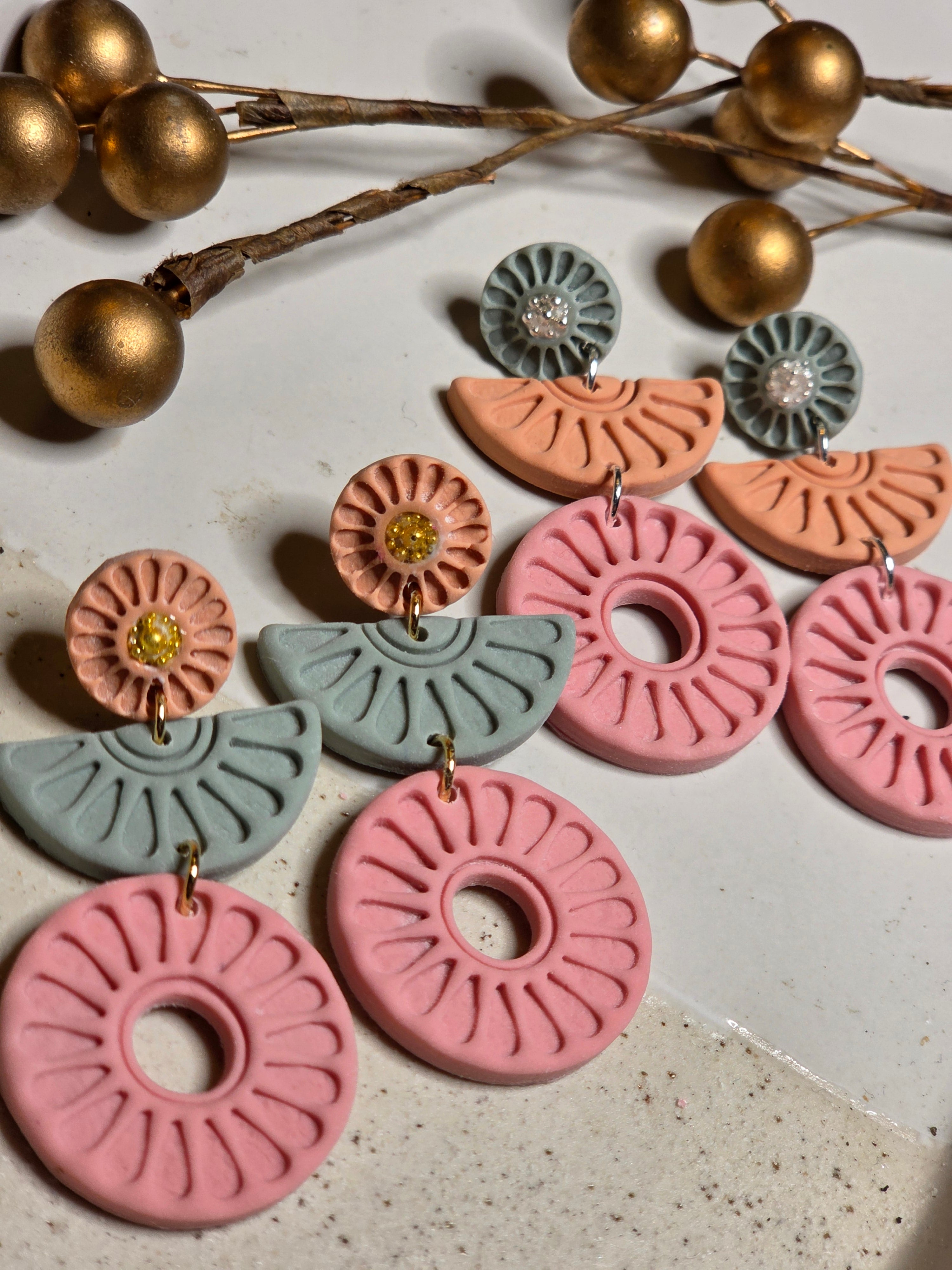 Oorbellen Dames || 'Liv' || Driedelig Goud