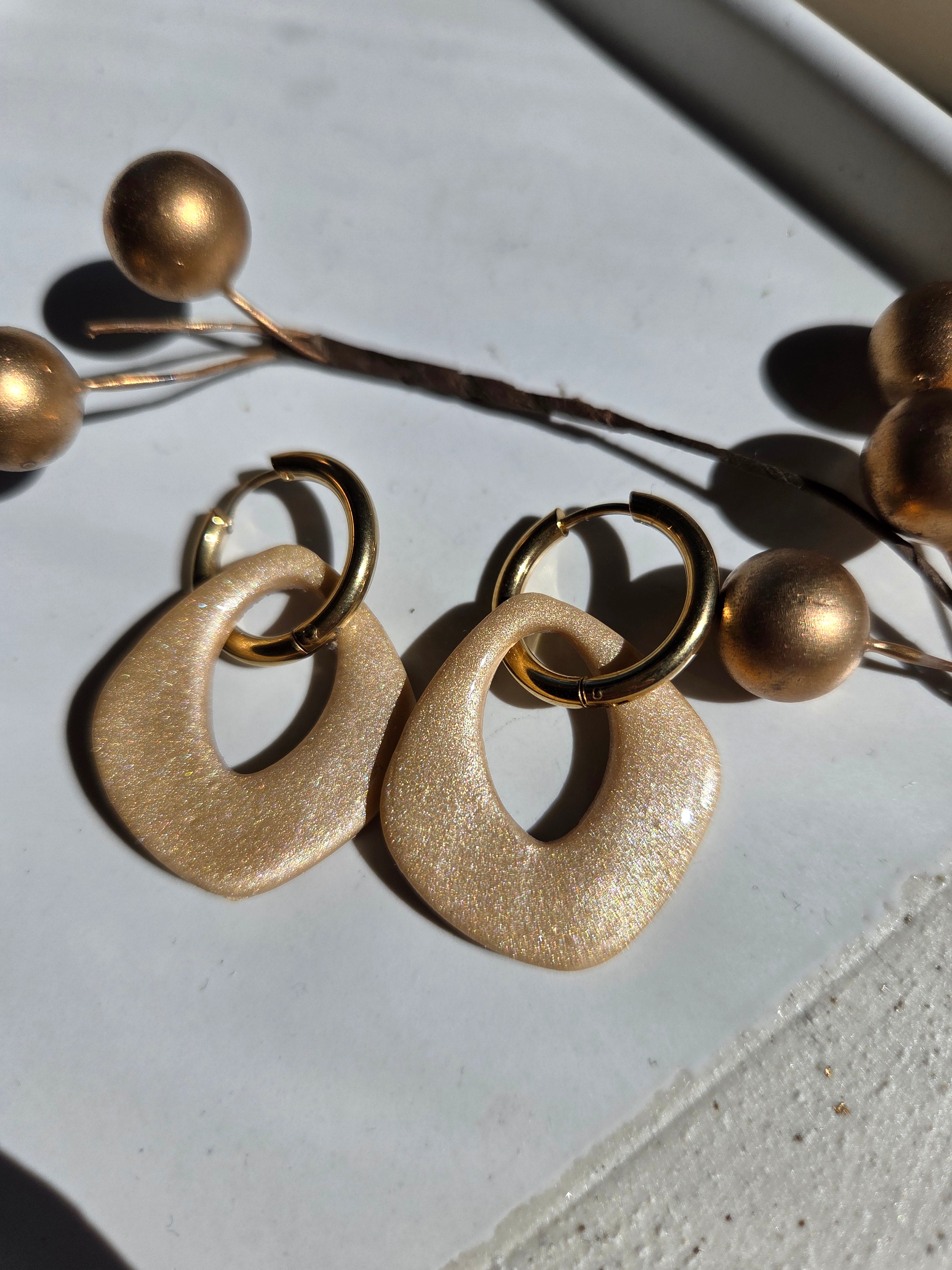 Oorbellen Dames || 'Crema' || Creolen creme
